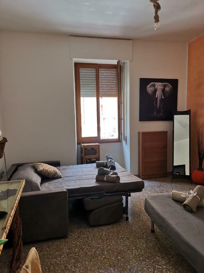 Cimarosa Room Affitti Brevi Cagliari Luaran gambar